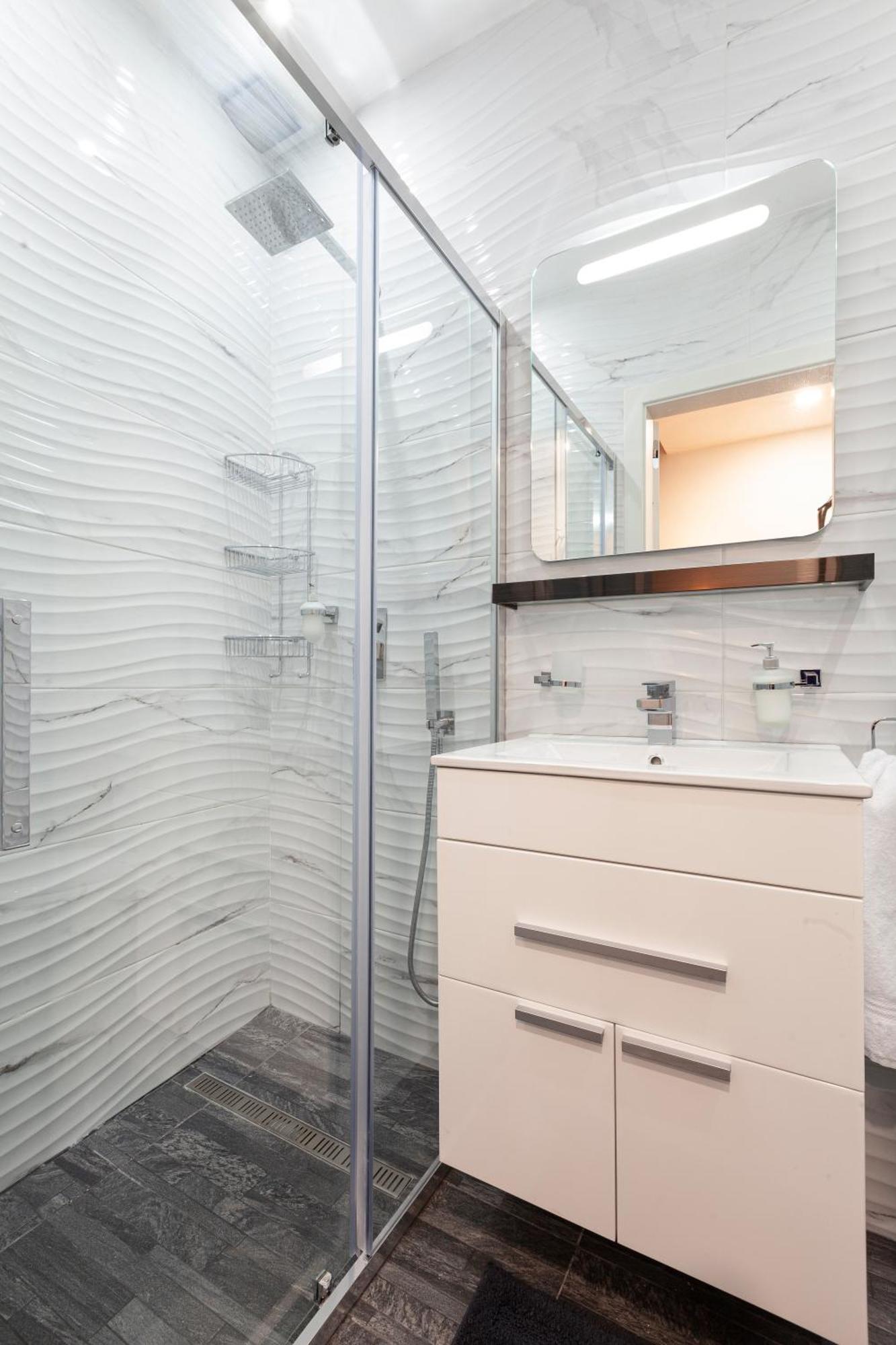 Modern & Lovely Studio - Prime Location سانت جوليان المظهر الخارجي الصورة